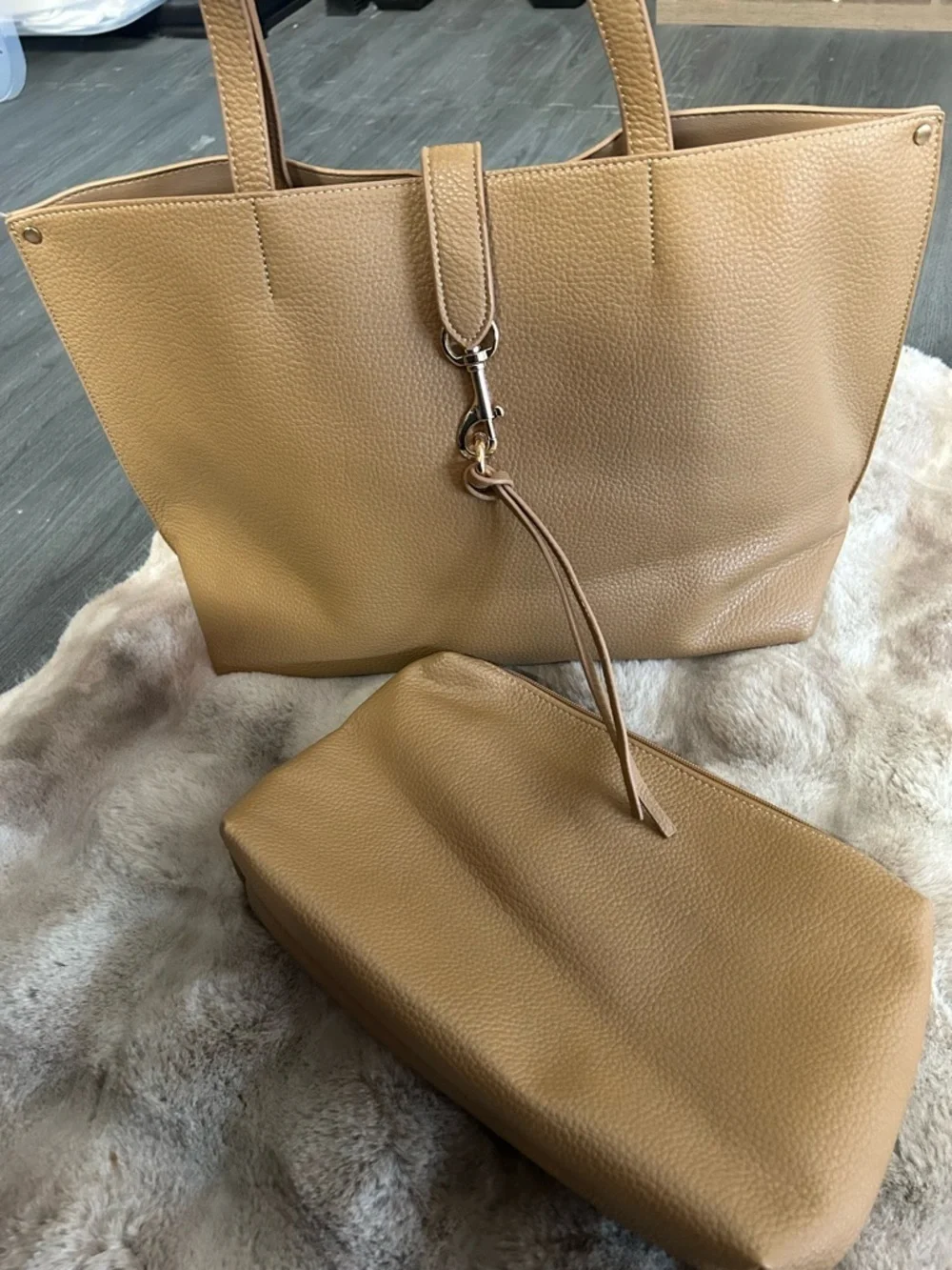 NWOT Classic Tan Tote with Pouch
